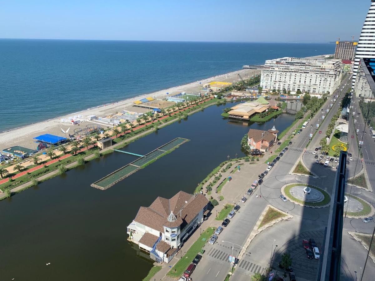 Luxury Studio With Ocean View Batumi Eksteriør billede